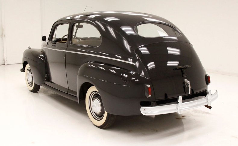 Unknown-Tudor-1941-Black-Tan