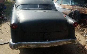 Unknown-Tudor-1953-Black