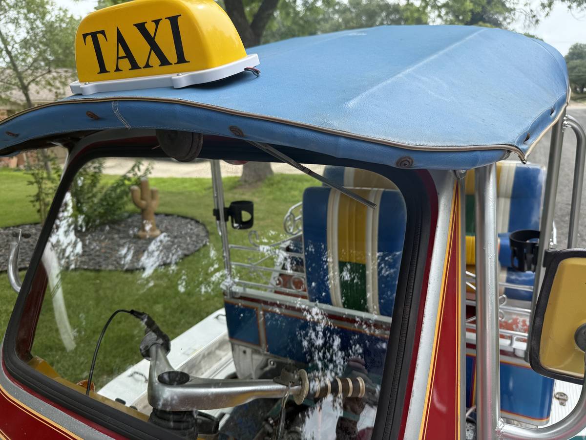 Unknown-Tuk-tuk-taxi-1967-13