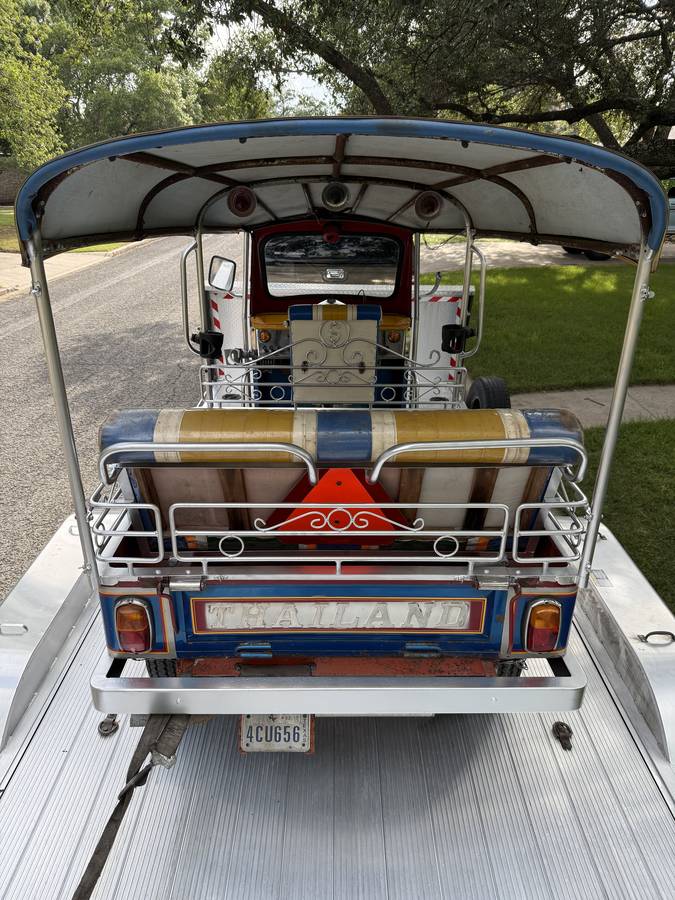 Unknown-Tuk-tuk-taxi-1967-2