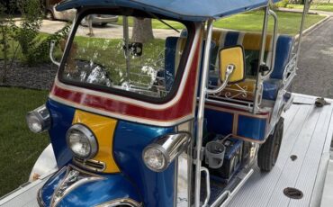 Unknown-Tuk-tuk-taxi-1967-4