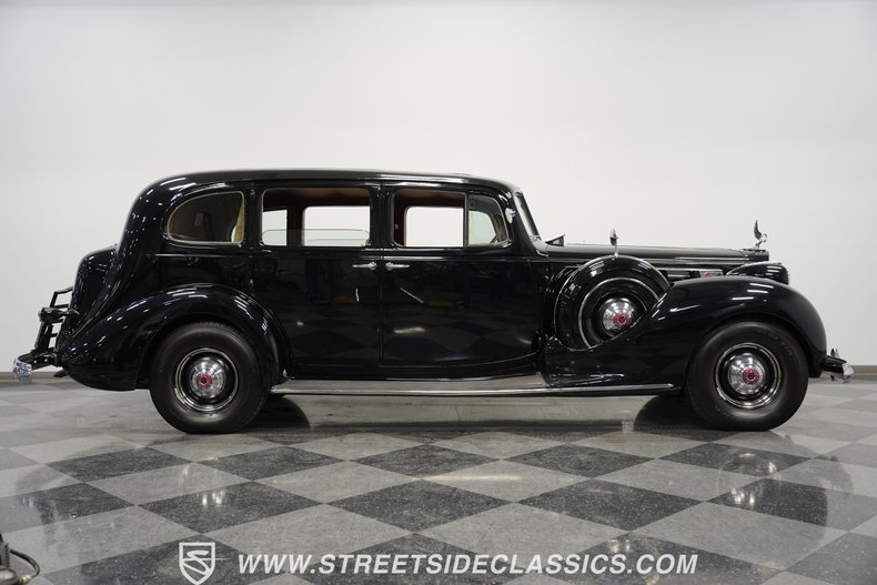 Unknown-Twelve-1939-Black-Tan-15