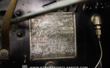 Unknown-Twelve-1939-Black-Tan-42