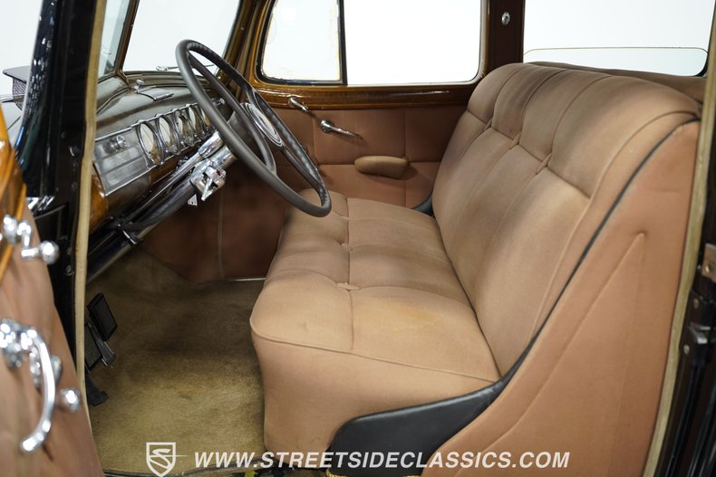 Unknown-Twelve-1939-Black-Tan-46