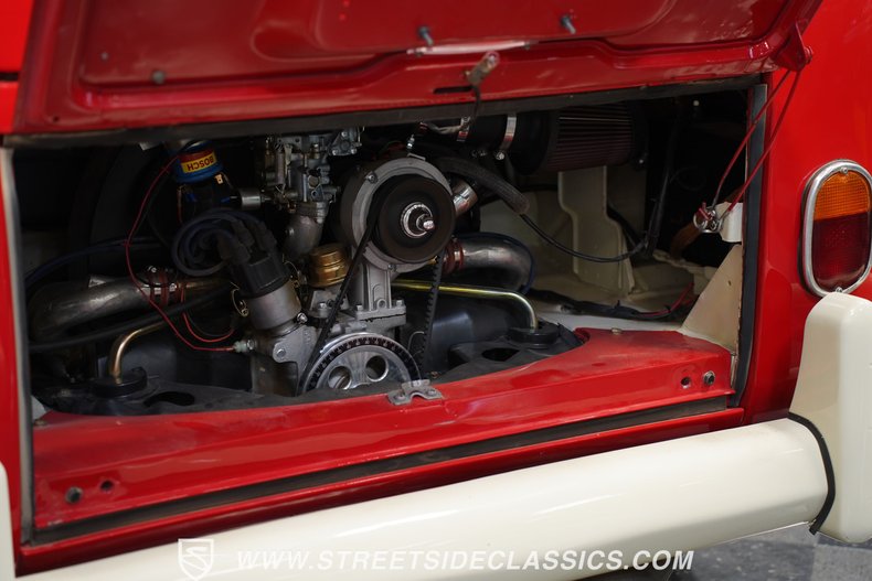 Unknown-Type-2-1970-Red-Black-29