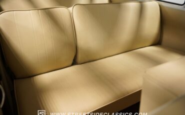 Unknown-Type-2-1971-Red-Cream-47