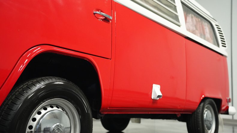 Unknown-Type-2-1972-Red-Tan-3
