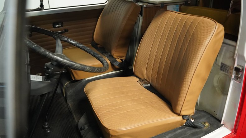 Unknown-Type-2-1972-Red-Tan-6