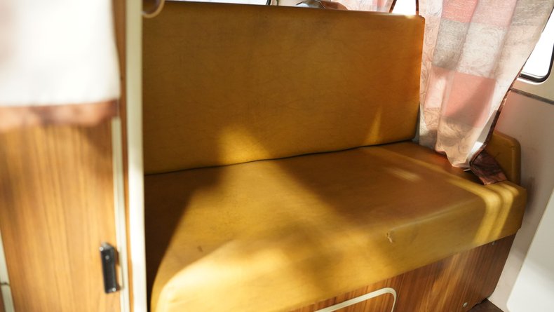 Unknown-Type-2-1972-Red-Tan-9