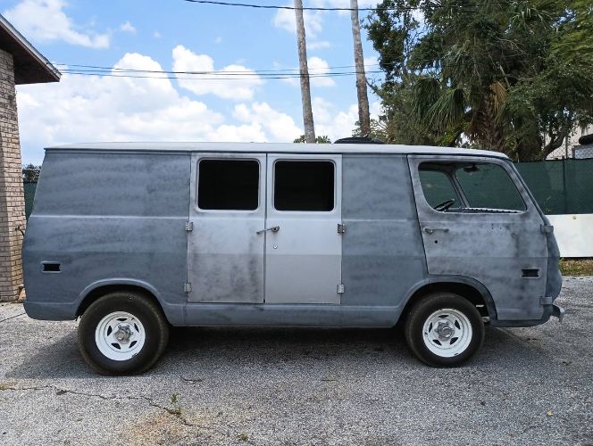 Unknown-Van-1968-8