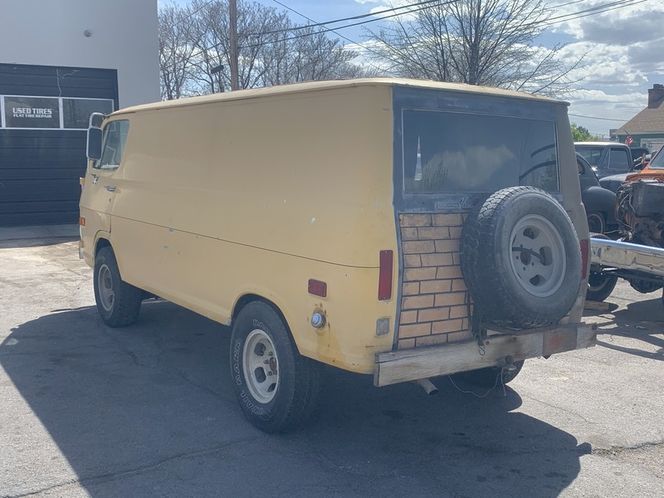 Unknown-Van-1968-Yellow-Brown-18
