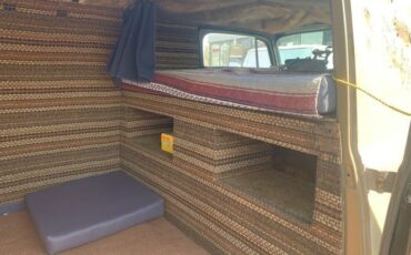 Unknown-Van-1968-Yellow-Brown-2