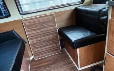 Unknown-Vanagon-1970-Ivory-Black-1