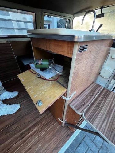 Unknown-Vanagon-1970-Ivory-Black-19