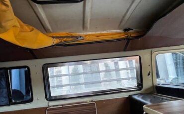 Unknown-Vanagon-1970-Ivory-Black-31