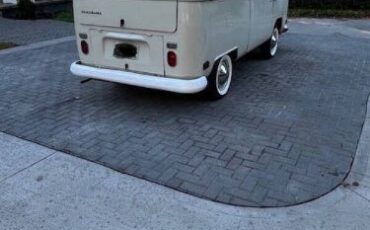 Unknown-Vanagon-1970-Ivory-Black