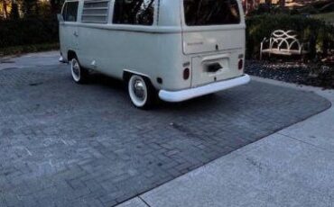 Unknown-Vanagon-1970-Ivory-Black-5