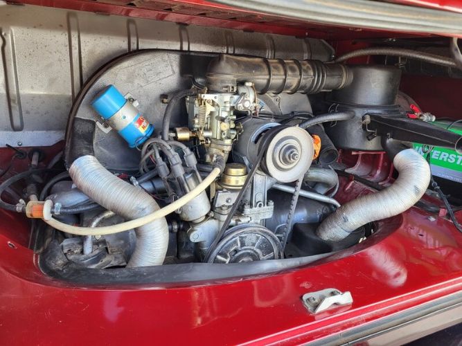 Unknown-Vanagon-1971-Red-Black-1