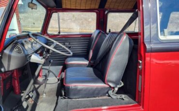 Unknown-Vanagon-1971-Red-Black-7