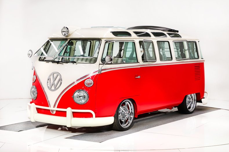 Unknown-Vanagon-1973-Red-Gray-17