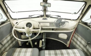 Unknown-Vanagon-1973-Red-Gray-18