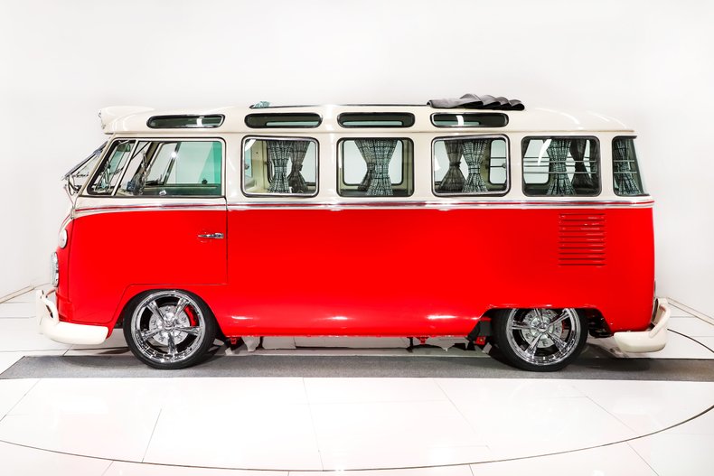 Unknown-Vanagon-1973-Red-Gray-35