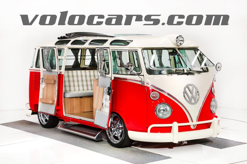 Unknown-Vanagon-1973-Red-Gray-49