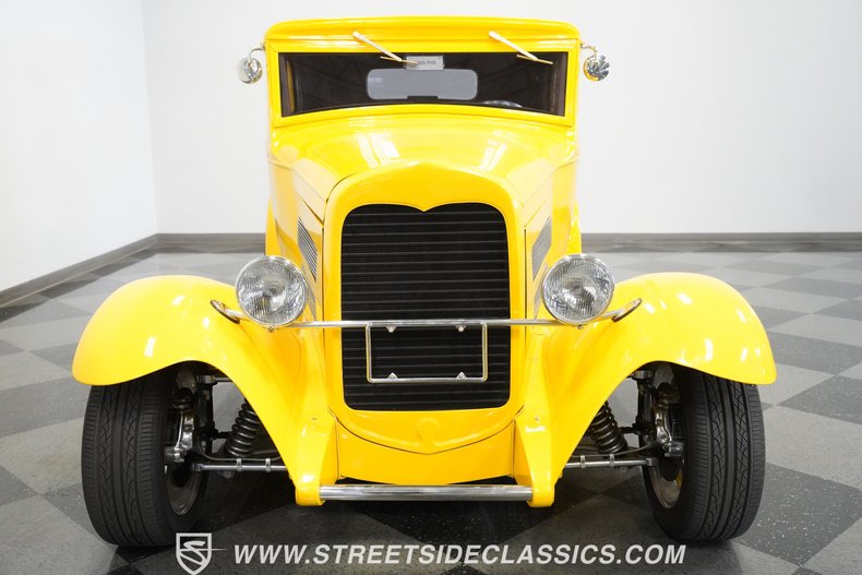 Unknown-Victoria-1930-Yellow-Tan-12
