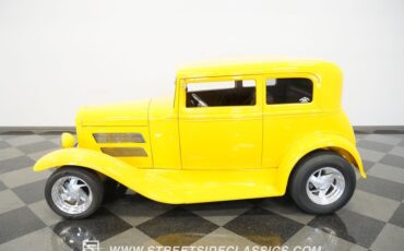 Unknown-Victoria-1930-Yellow-Tan-16