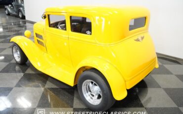 Unknown-Victoria-1930-Yellow-Tan-18