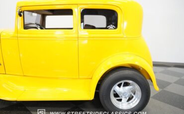 Unknown-Victoria-1930-Yellow-Tan-21