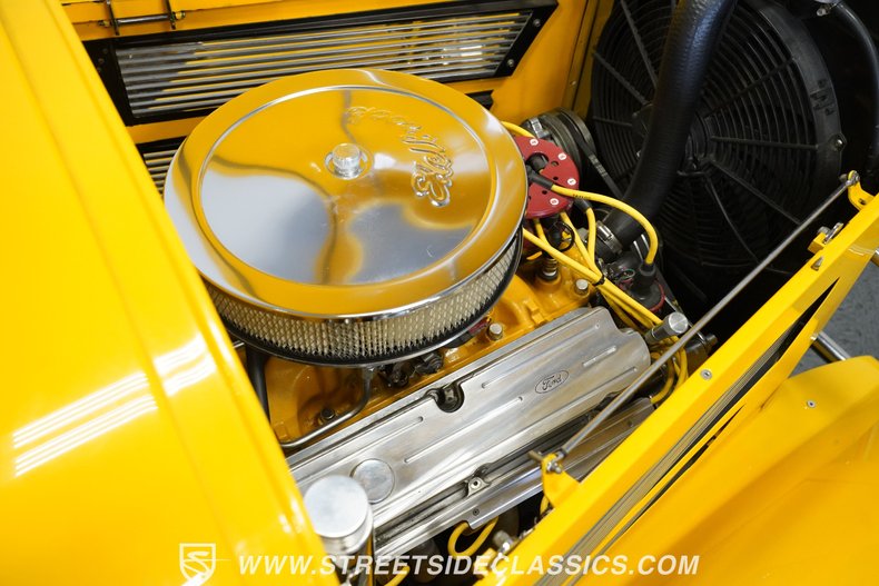 Unknown-Victoria-1930-Yellow-Tan-27