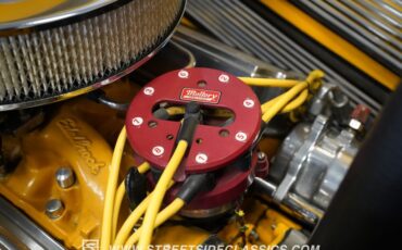 Unknown-Victoria-1930-Yellow-Tan-29