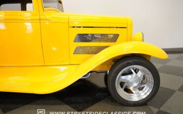 Unknown-Victoria-1930-Yellow-Tan-42