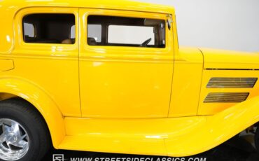 Unknown-Victoria-1930-Yellow-Tan-43