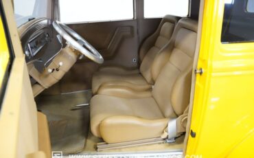 Unknown-Victoria-1930-Yellow-Tan-9