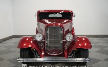 Unknown-Victoria-1932-Burgundy-Dark-Gray-4