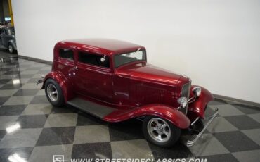 Unknown-Victoria-1932-Burgundy-Dark-Gray-9