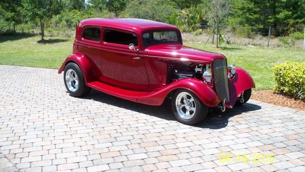 Unknown-Victoria-1933-Red-Tan-7