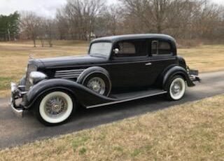 Unknown-Victoria-1934-Black-25