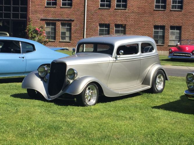 Unknown-Victoria-1934-Two-Tone-Silver-Black-10