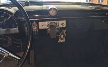 Unknown-Victoria-1953-Blue-Black-3