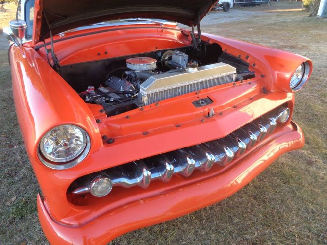 Unknown-Victoria-1954-Orange-1