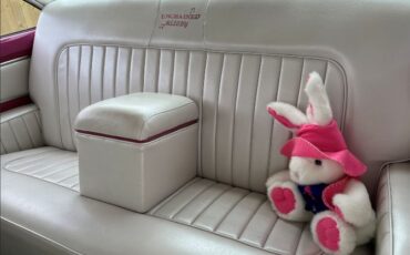 Unknown-Victoria-1956-Pearl-WhiteHot-Pink-2