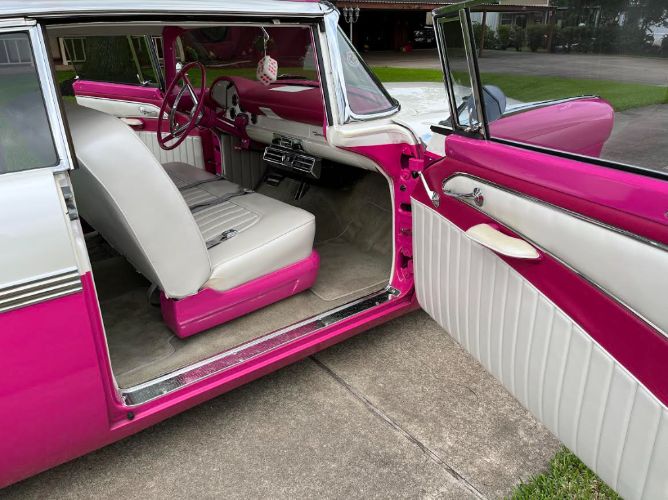 Unknown-Victoria-1956-Pearl-WhiteHot-Pink-3