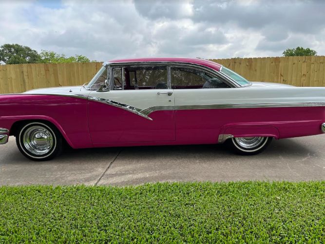 Unknown-Victoria-1956-Pearl-WhiteHot-Pink-6