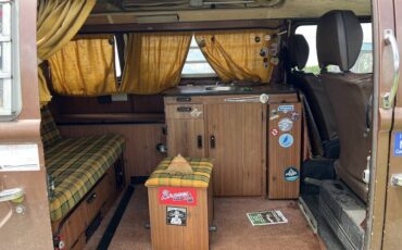 Unknown-Volkswagon-bus-1978-18