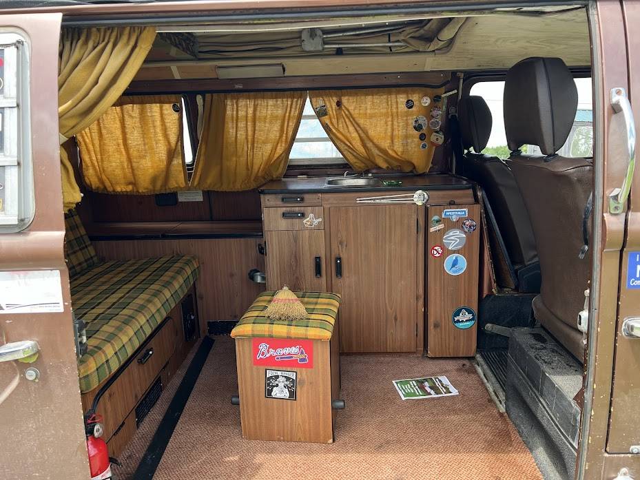 Unknown-Volkswagon-bus-1978-18