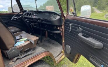Unknown-Volkswagon-bus-1978-3