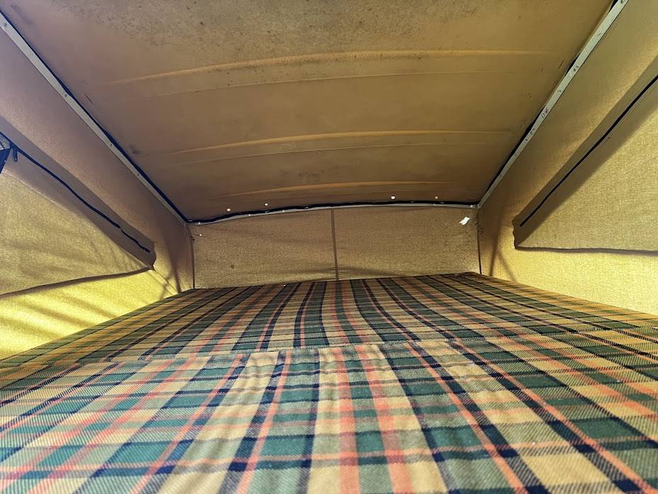 Unknown-Volkswagon-bus-1978-9
